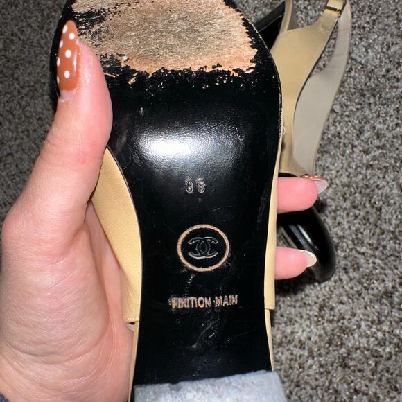 CHANEL Women's Vintage Slingback Block Heel Shoes Size 38 In Cream/Black - Picture 2 of 9